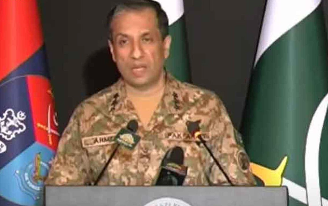 راولپنڈی میں نور خان ایئر بیس کے قریب دھماکوں کی آواز سنی گئی۔